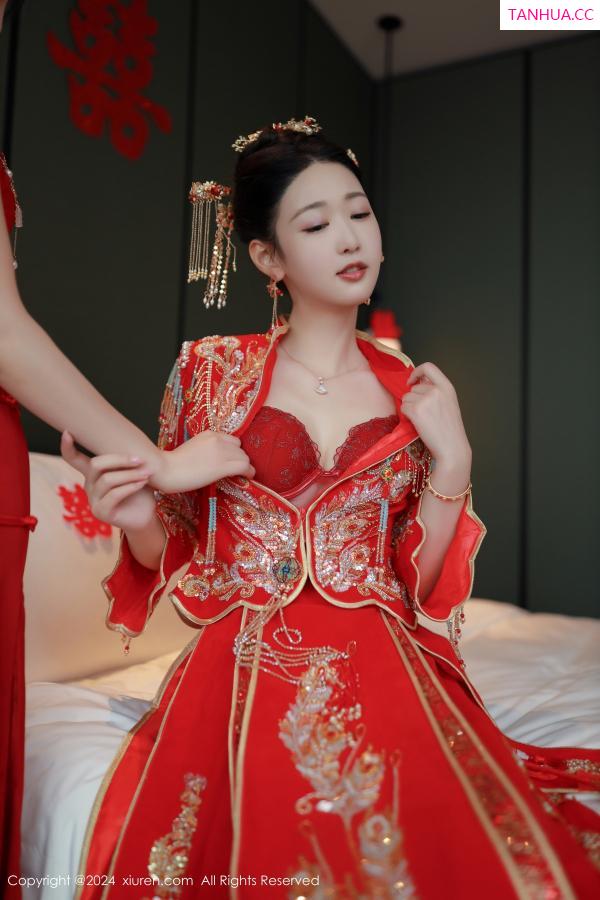 唐安琪  [XiuRen]高清写真图 2024.08.05 No.8972 唐安琪 性感新娘装第18张图片